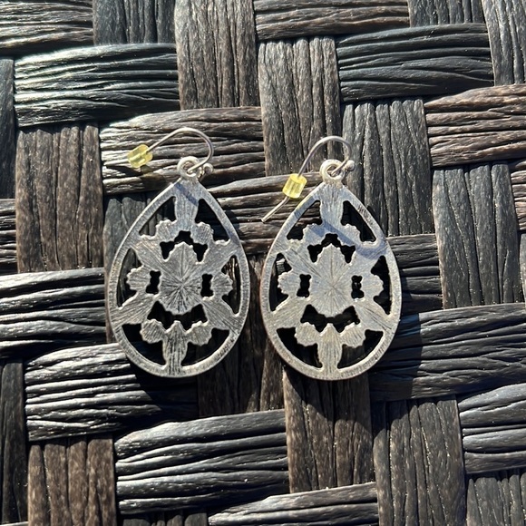 Rhinestone Enamel Teardrop Earrings - Picture 3 of 3